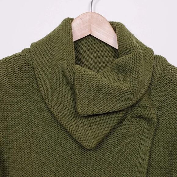 Old Navy Cable Knit Sweater Olive Green Wrap Neckline Women Size M - Picture 3 of 7
